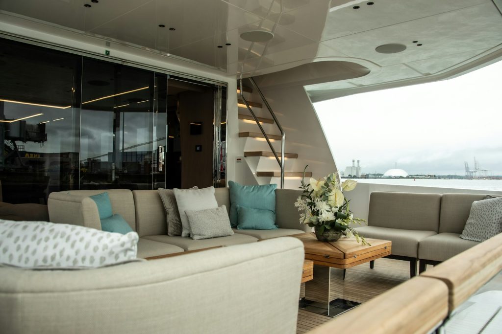 Phinisi vs Catamaran in Bali | Which Charter to Choose