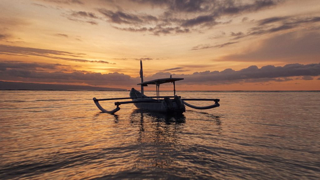 Bali Sunset Cruise on a Phinisi | Evening Sail Guide